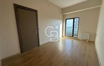 SEMBOL İSTANBUL'DA DENİZ MANZARALI BÜYÜK TİP 1+1 KİRALIK DAİRE