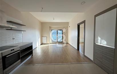 SEMBOL İSTANBUL'DA DENİZ MANZARALI BÜYÜK TİP 1+1 KİRALIK DAİRE