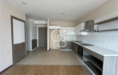 SEMBOL İSTANBUL'DA DENİZ MANZARALI BÜYÜK TİP 1+1 KİRALIK DAİRE