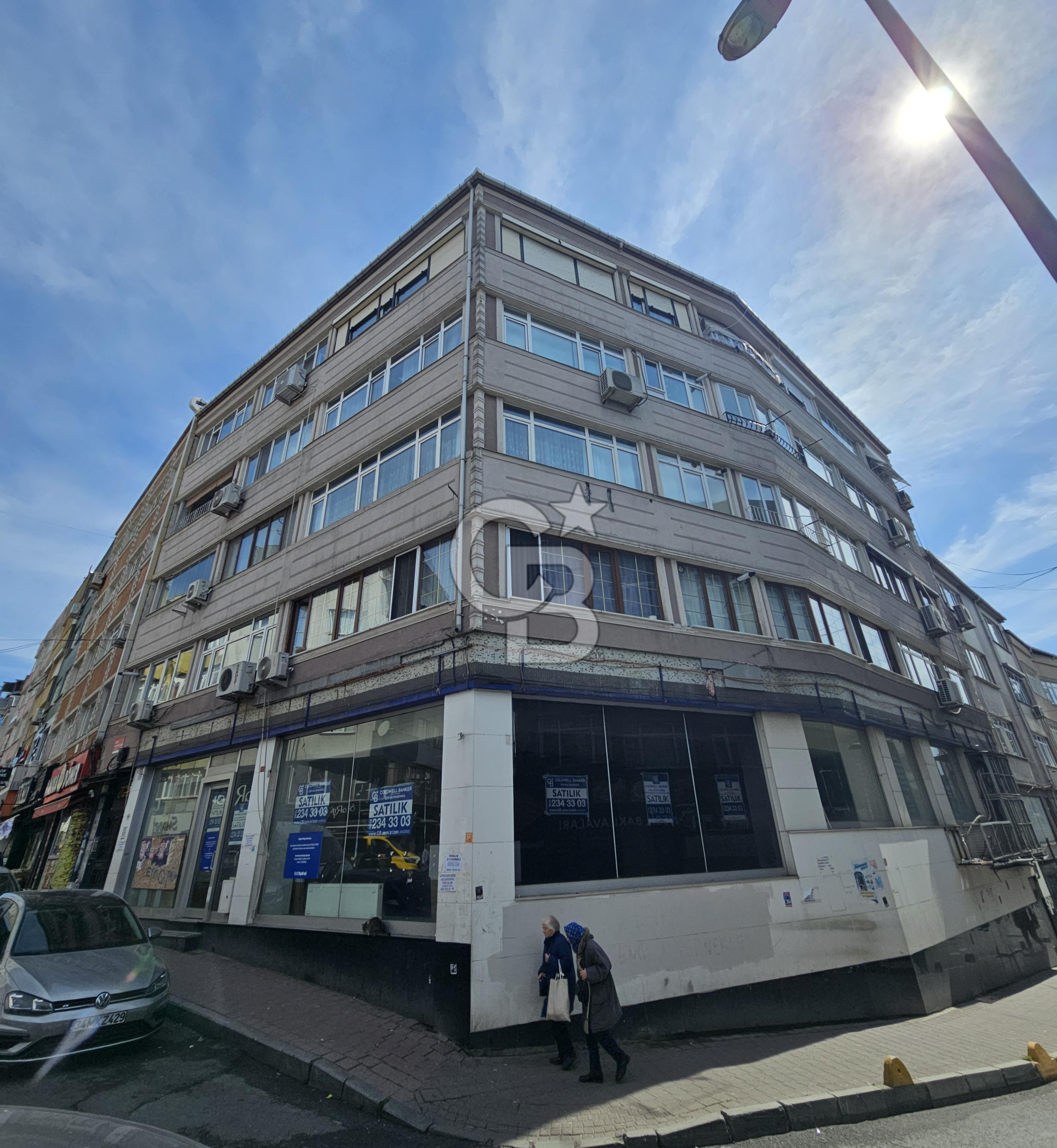 BANKADAN SATILIK FATİH’TE CADDE ÜZERİ, 575 m² DÜKKAN