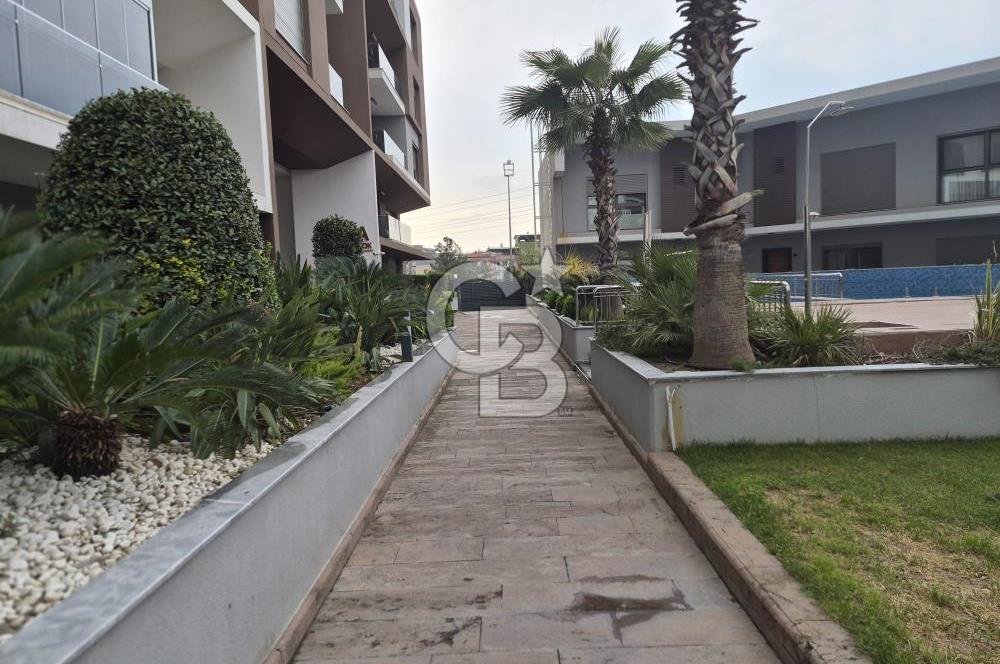 İZMİR ÇİĞLİ GAYDA ATAŞEHİR DE 3+1 BAHÇE KATI ÇİFT CEPHE GENİŞ DAİRE