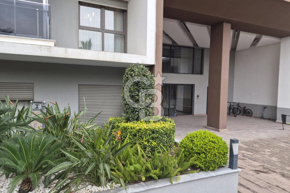 İZMİR ÇİĞLİ GAYDA ATAŞEHİR DE 3+1 BAHÇE KATI ÇİFT CEPHE GENİŞ DAİRE