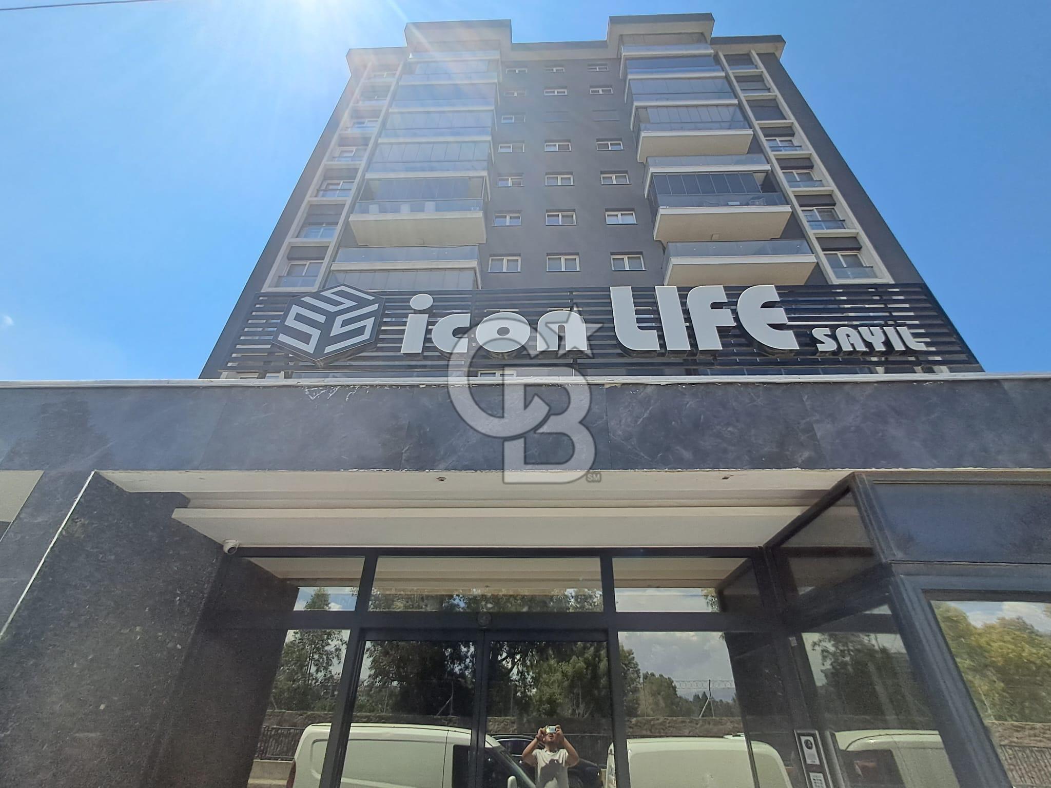 Buca İcon Life Sitesi'nde Satılık 3+1 Daire