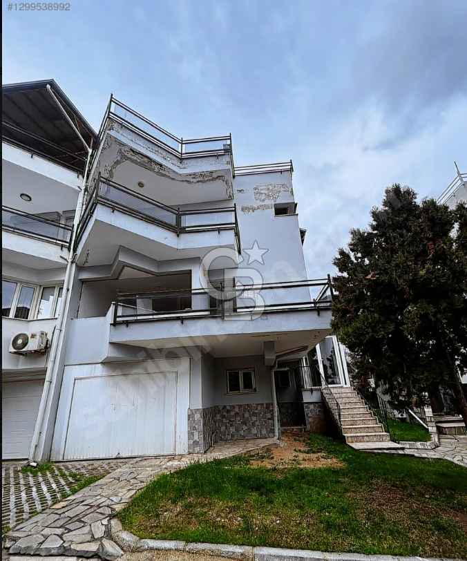 Denizli Koşuyolu Yürüme Mesafesi Satılık Villa