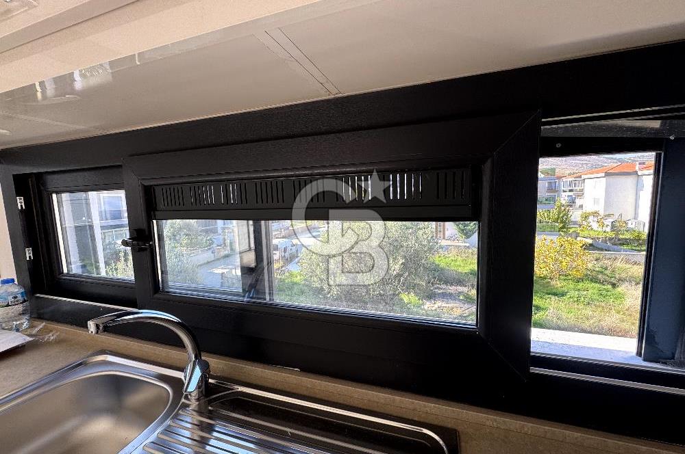 FOÇA'DA  SATILIK SIFIR 2+1  DAİRE