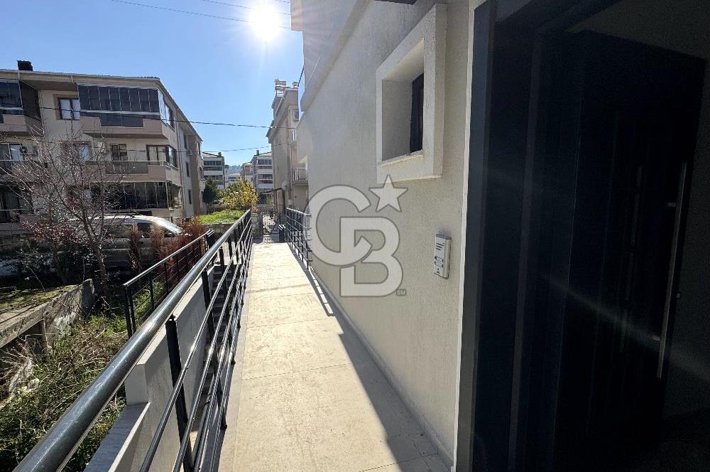 FOÇA'DA  SATILIK SIFIR 2+1  DAİRE