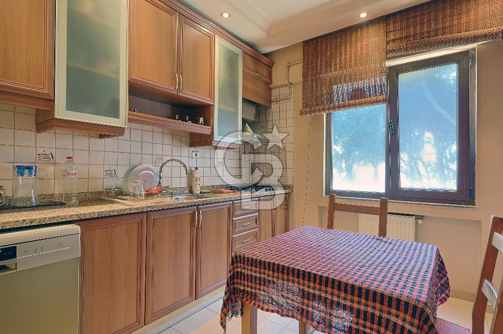 Kozyatağı'nda Satılık 3+1 Daire - 95m² Net, Merkezi Konum