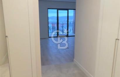 LÜXERA PORT SİTESİNDE 2+1 DUBLEKS | İSTANBUL HAVALİMANINA 15 DK