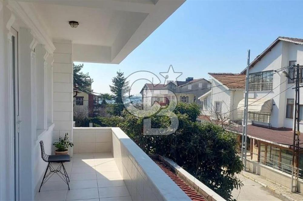 İstanbul'a Yakın Denize 100 Metre 308m2 Bahçeli İkiz Villa
