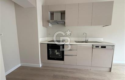 SUR YAPI SURCADDE 'DE CADDE MANZARALI KİRALIK 1+1 BALKONLU DAİRE