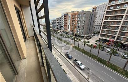 SUR YAPI SURCADDE 'DE CADDE MANZARALI KİRALIK 1+1 BALKONLU DAİRE