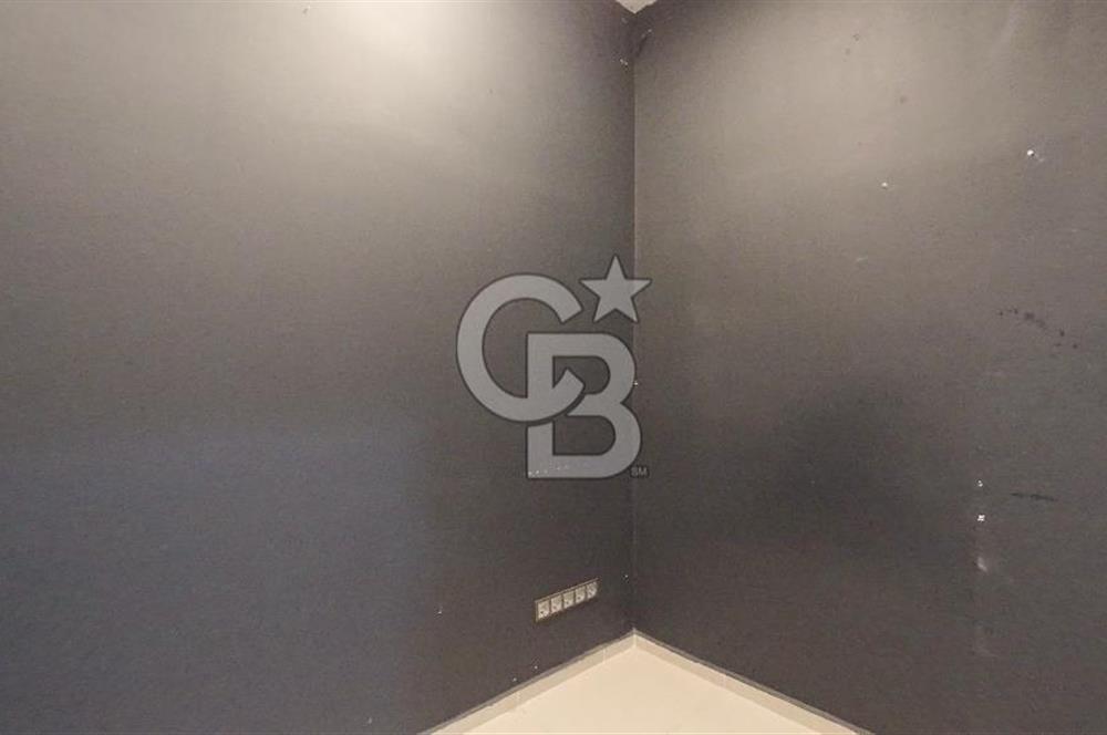 İzmir Bornova Kazım Dirik Mükemmel Konum da Satılık Dükkan 60 m²