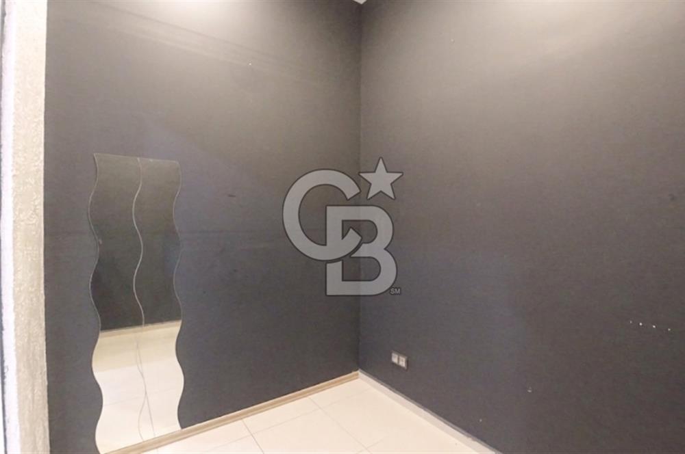 İzmir Bornova Kazım Dirik Mükemmel Konum da Satılık Dükkan 60 m²