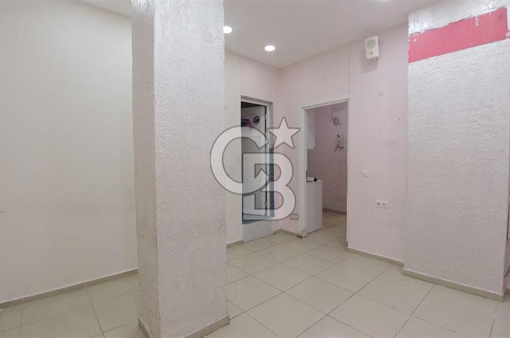 İzmir Bornova Kazım Dirik Mükemmel Konum da Satılık Dükkan 60 m²