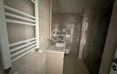 SUR YAPI SURCADDE 'DE CADDE MANZARALI KİRALIK 1+1 BALKONLU DAİRE