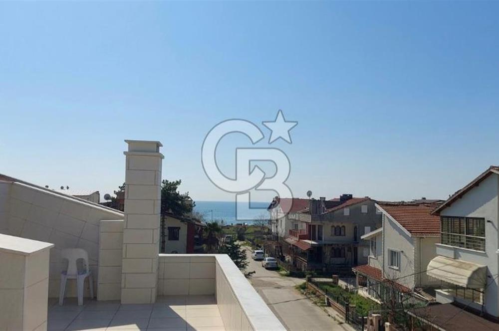 İstanbul'a Yakın Denize 100 Metre 308m2 Bahçeli İkiz Villa