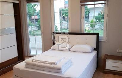 İstanbul'a Yakın Denize 100 Metre 308m2 Bahçeli İkiz Villa