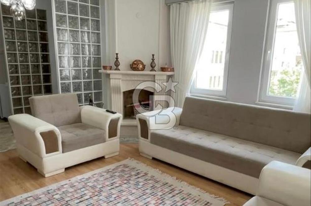 İstanbul'a Yakın Denize 100 Metre 308m2 Bahçeli İkiz Villa