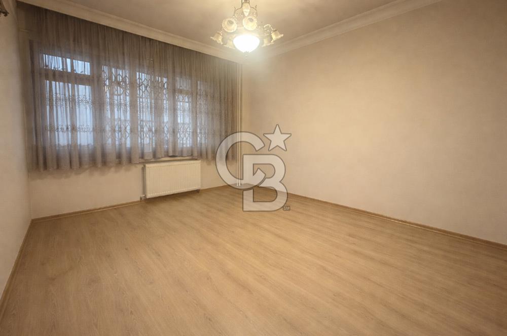ŞİŞLİ, OSMANBEY, HALASGARGAZİ CADDESİNE KOMŞU 130 M2 DAİRE