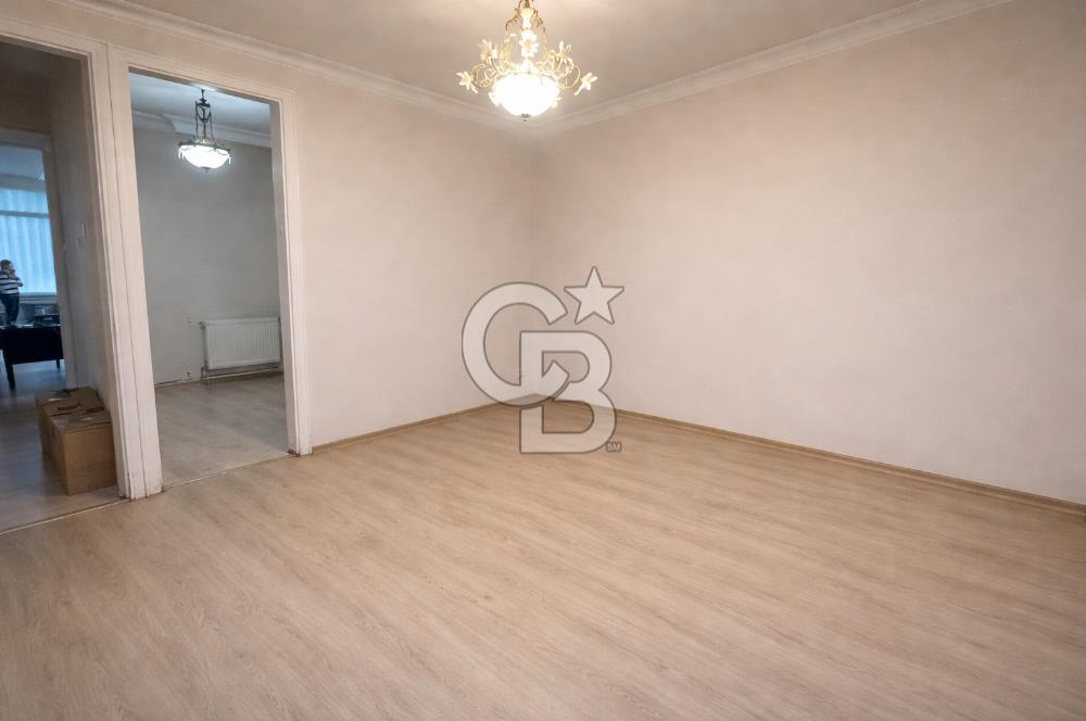 ŞİŞLİ, OSMANBEY, HALASGARGAZİ CADDESİNE KOMŞU 130 M2 DAİRE
