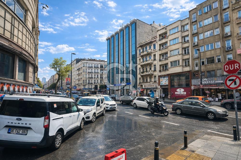 ŞİŞLİ, OSMANBEY, HALASGARGAZİ CADDESİNE KOMŞU 130 M2 DAİRE