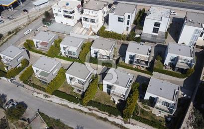 ORTAKENT MERKEZDE SİTEDE KİRALIK EŞYASIZ 2+1 GENİŞ DAİRE