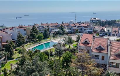 DENİZTEPE EVLERİNDE SATILIK DENİZ MANZARALI 3+2 LÜKS VİLLA