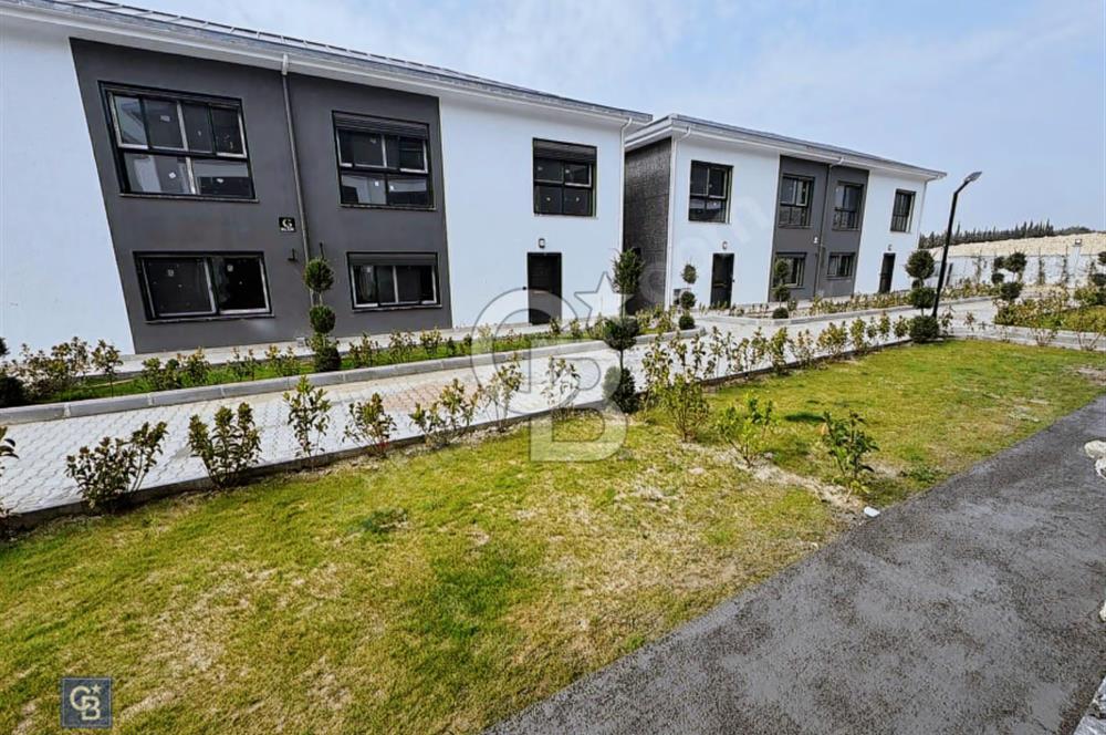 Villakent Koru Villa Sitesinde Satılık 2+1 Bahçe Katı / Havuzlu