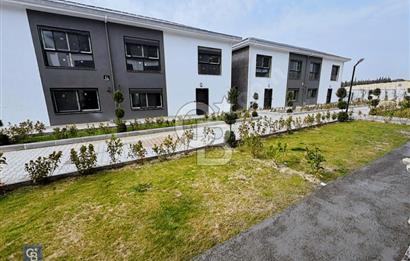 Villakent Koru Villa Sitesinde Satılık 2+1 Bahçe Katı / Havuzlu