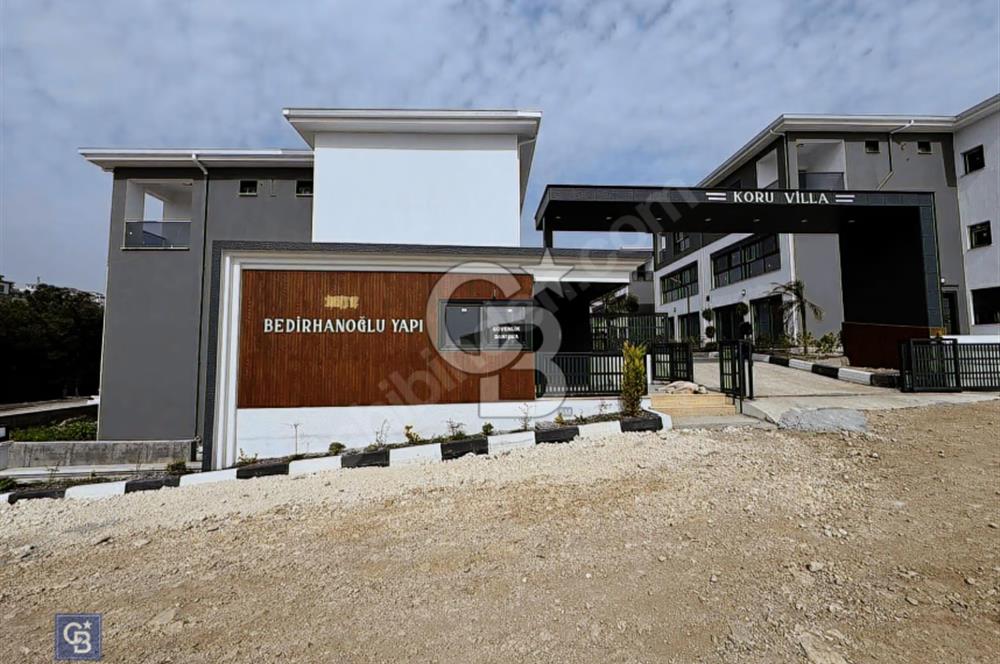 Villakent Koru Villa Sitesinde Satılık 2+1 Bahçe Katı / Havuzlu