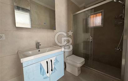 Foça Gencelli de 3+1 Bahçeli Denize 50m Kiralık Villa