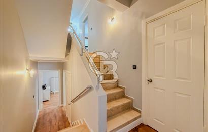 DENİZTEPE EVLERİNDE SATILIK DENİZ MANZARALI 3+2 LÜKS VİLLA