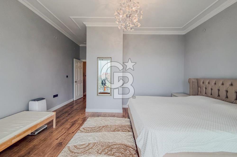 DENİZTEPE EVLERİNDE SATILIK DENİZ MANZARALI 3+2 LÜKS VİLLA