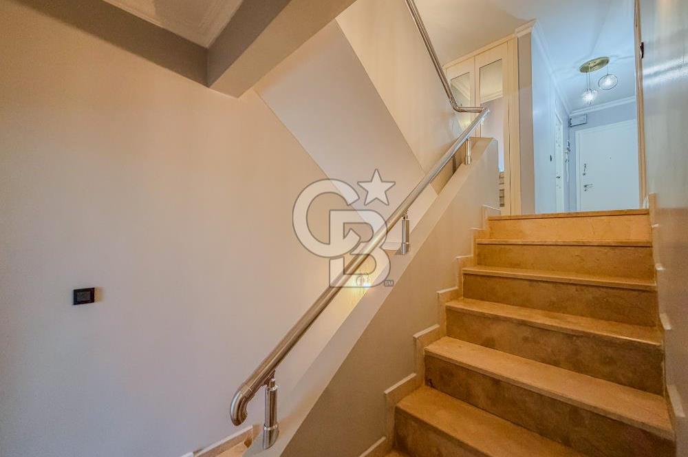 DENİZTEPE EVLERİNDE SATILIK DENİZ MANZARALI 3+2 LÜKS VİLLA