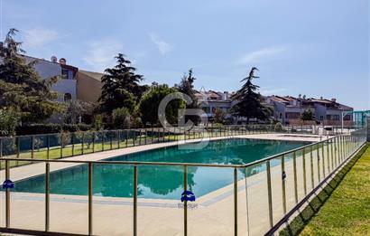 DENİZTEPE EVLERİNDE SATILIK DENİZ MANZARALI 3+2 LÜKS VİLLA