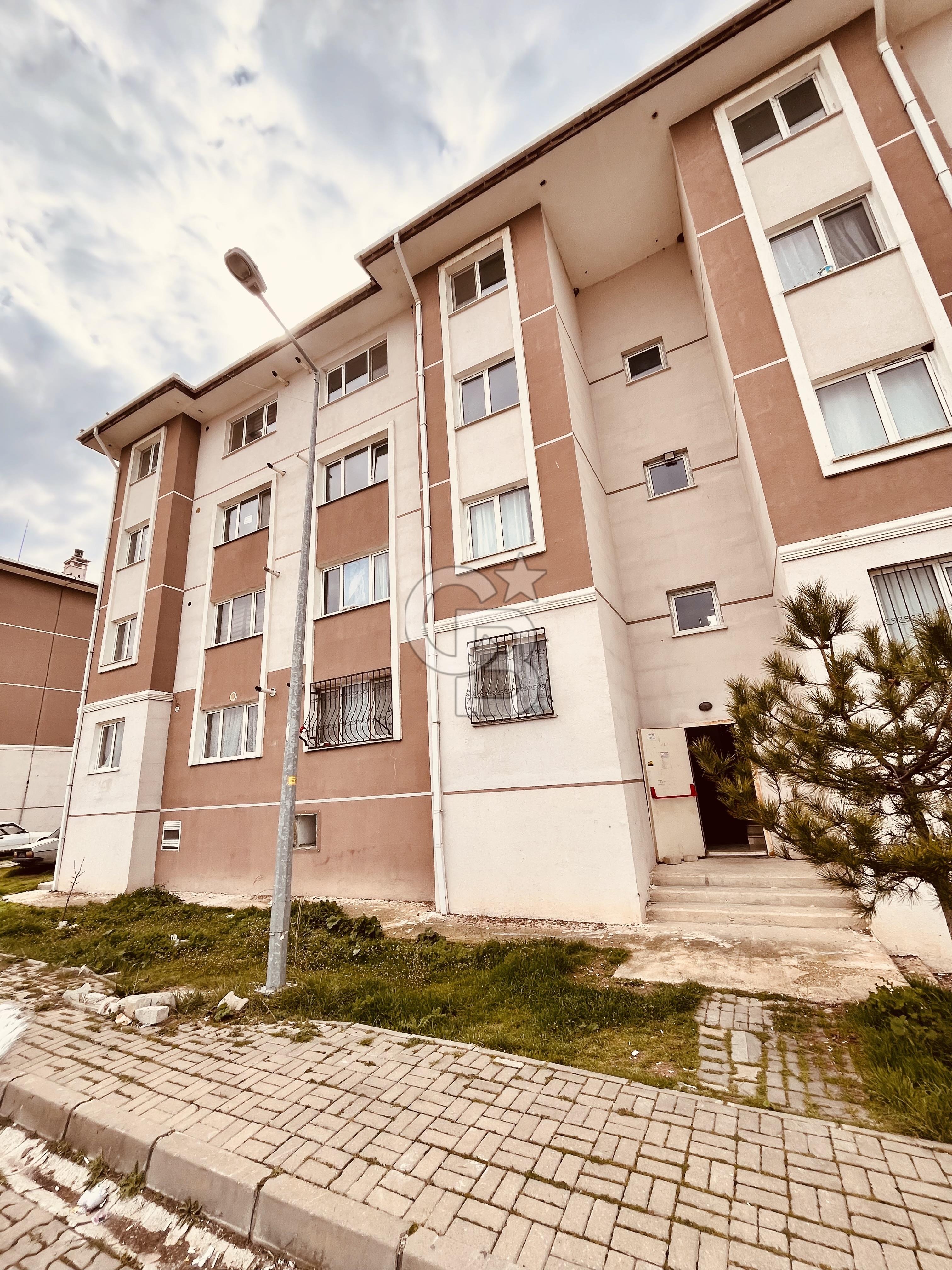 Temelli TOKİ’de Full yapılı eşyalı 1+1 satılık daire