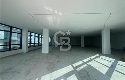 Canik'te Düz Ayak 317 m2 Kiralık Dükkan