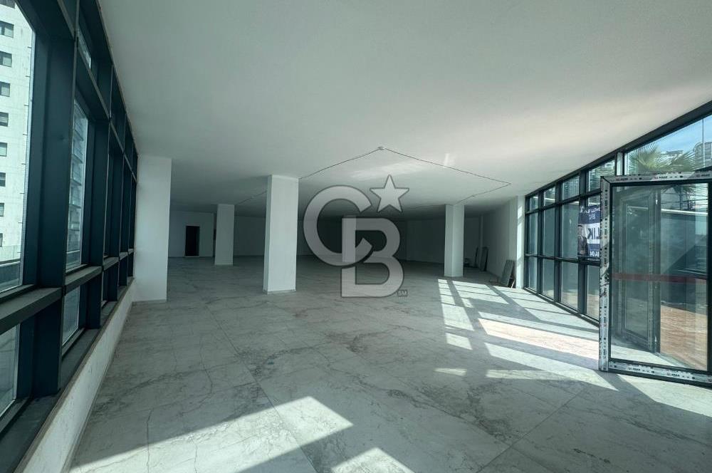 Canik'te Düz Ayak 317 m2 Kiralık Dükkan