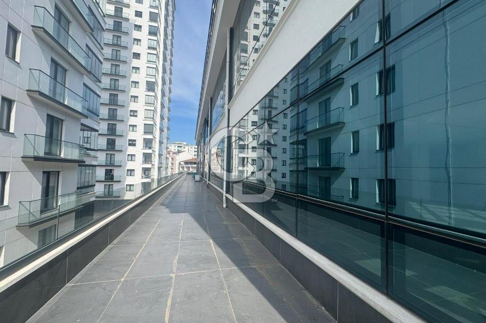 Canik'te Düz Ayak 317 m2 Kiralık Dükkan