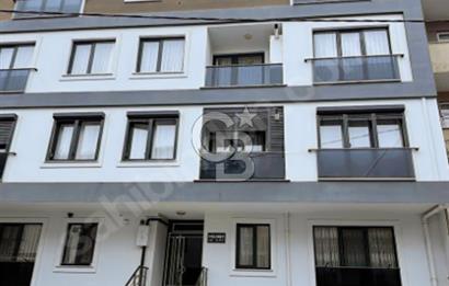 ESATPAŞA'DA EMSALSİZ 3+1 FIRSAT ARA KAT DAİRE