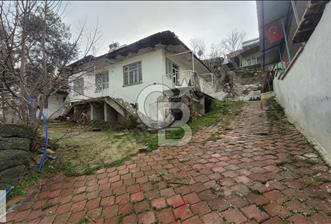 Honaz Yeni Mahallede İçinde Metruk Ev Bulunan 208 m2 Arsa - 1 - 341731