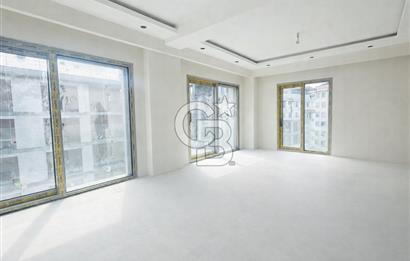 FENERBAHÇE , SELAHATTİN PINAR SOKAK'TA 4+1 KATTA TEK NET 140 M2 DAİRE