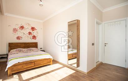 Foça Yenibağarası Mah. Kiralık 4+1 Müstakil Villa