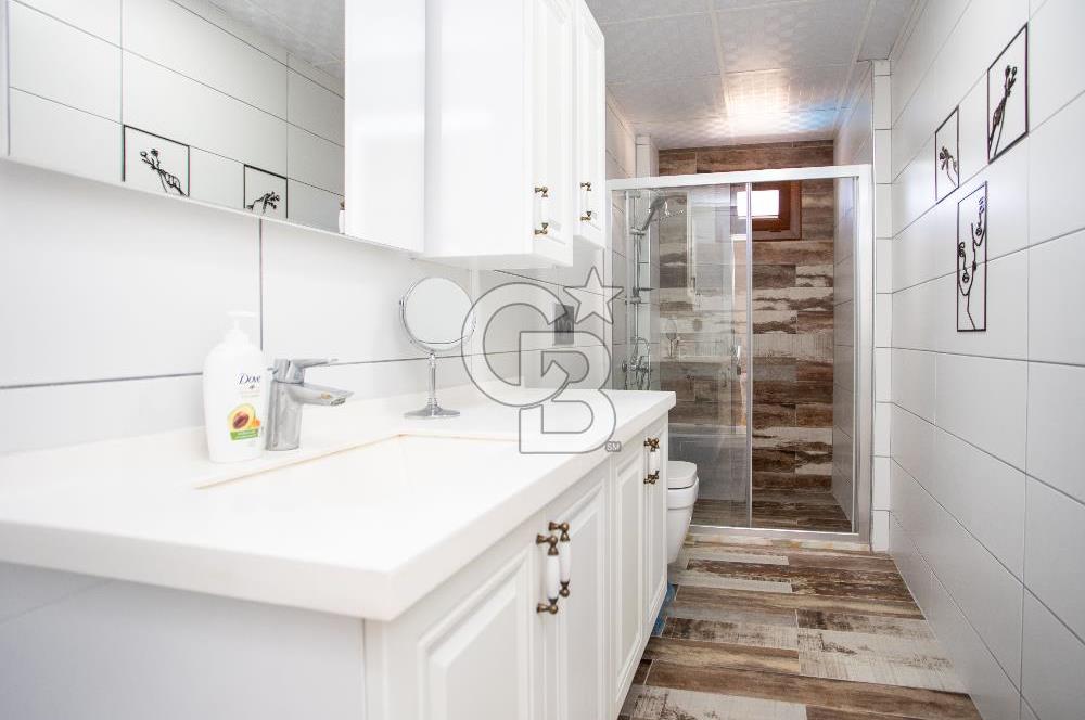 Foça Yenibağarası Mah. Kiralık 4+1 Müstakil Villa