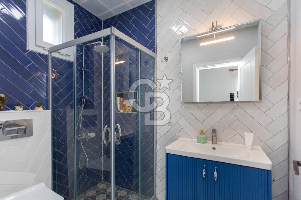 Foça Villalar Bölgesinde Eşyalı Kiralık 3+1 Villa