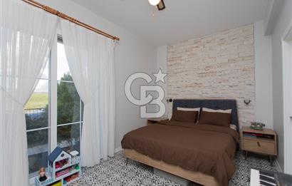 Foça Villalar Bölgesinde Eşyalı Kiralık 3+1 Villa