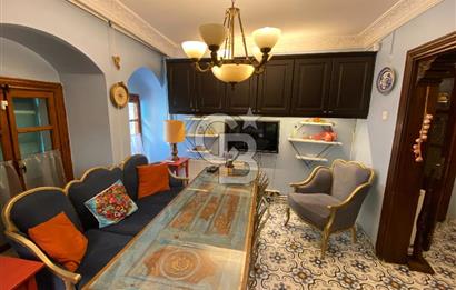 Ayvalık Merkez’de Avlulu Tarihi Rum Evi – “Sarı Köşk” | Aktif Konuk Evi