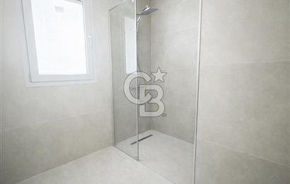 FENERBAHÇE , SELAHATTİN PINAR SOKAK'TA 4+1 KATTA TEK NET 140 M2 DAİRE