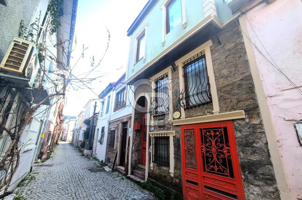 Ayvalık Merkezde Satılık Konuk Evi (Pansiyon)