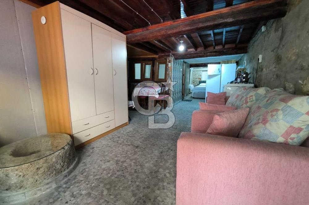 Ayvalık Merkezde Satılık Konuk Evi (Pansiyon)